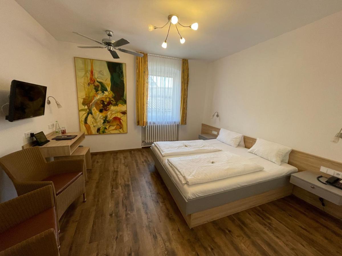 Hotel Gasthof Zum Storch Schlüsselfeld Extérieur photo