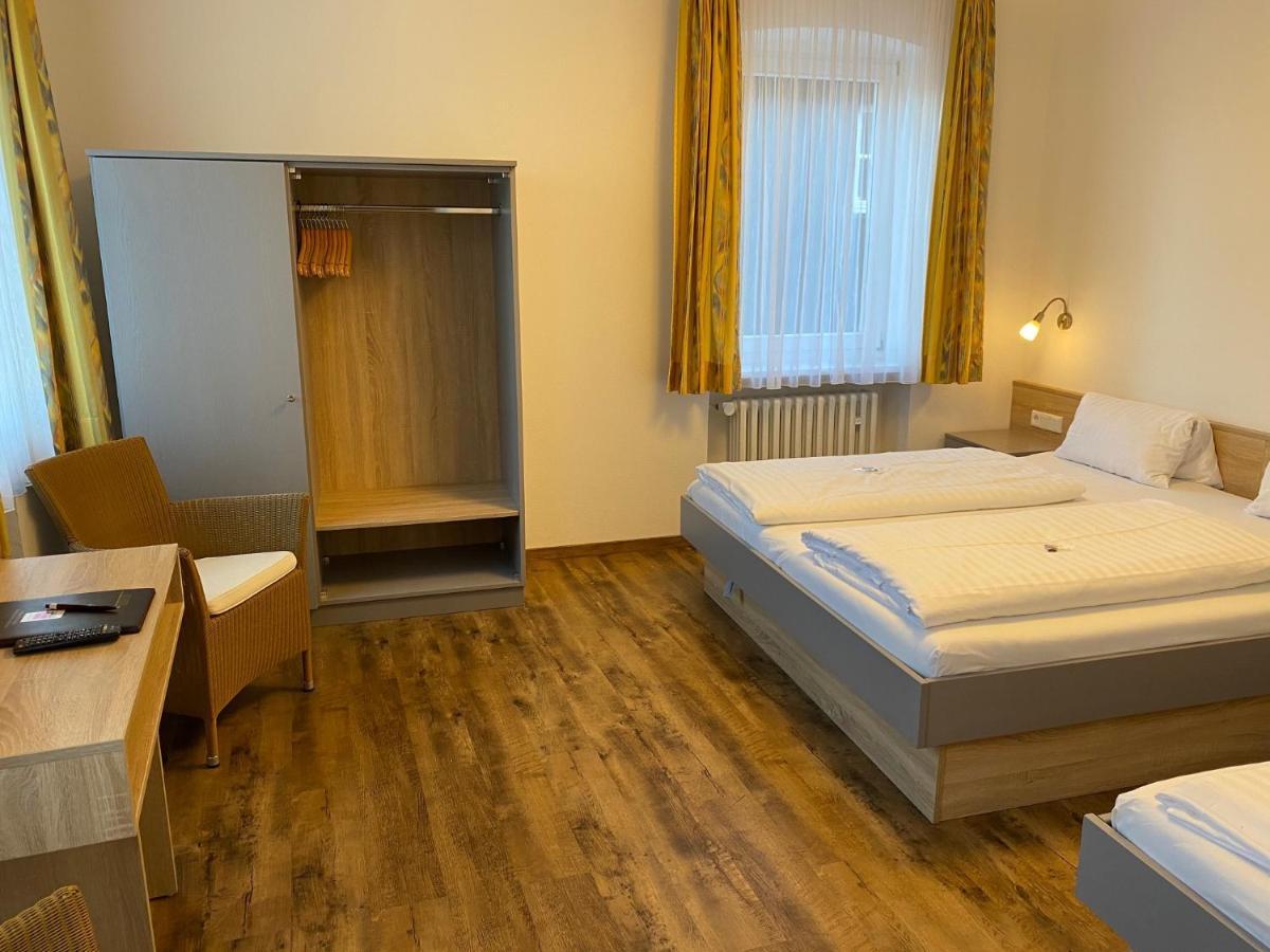 Hotel Gasthof Zum Storch Schlüsselfeld Extérieur photo