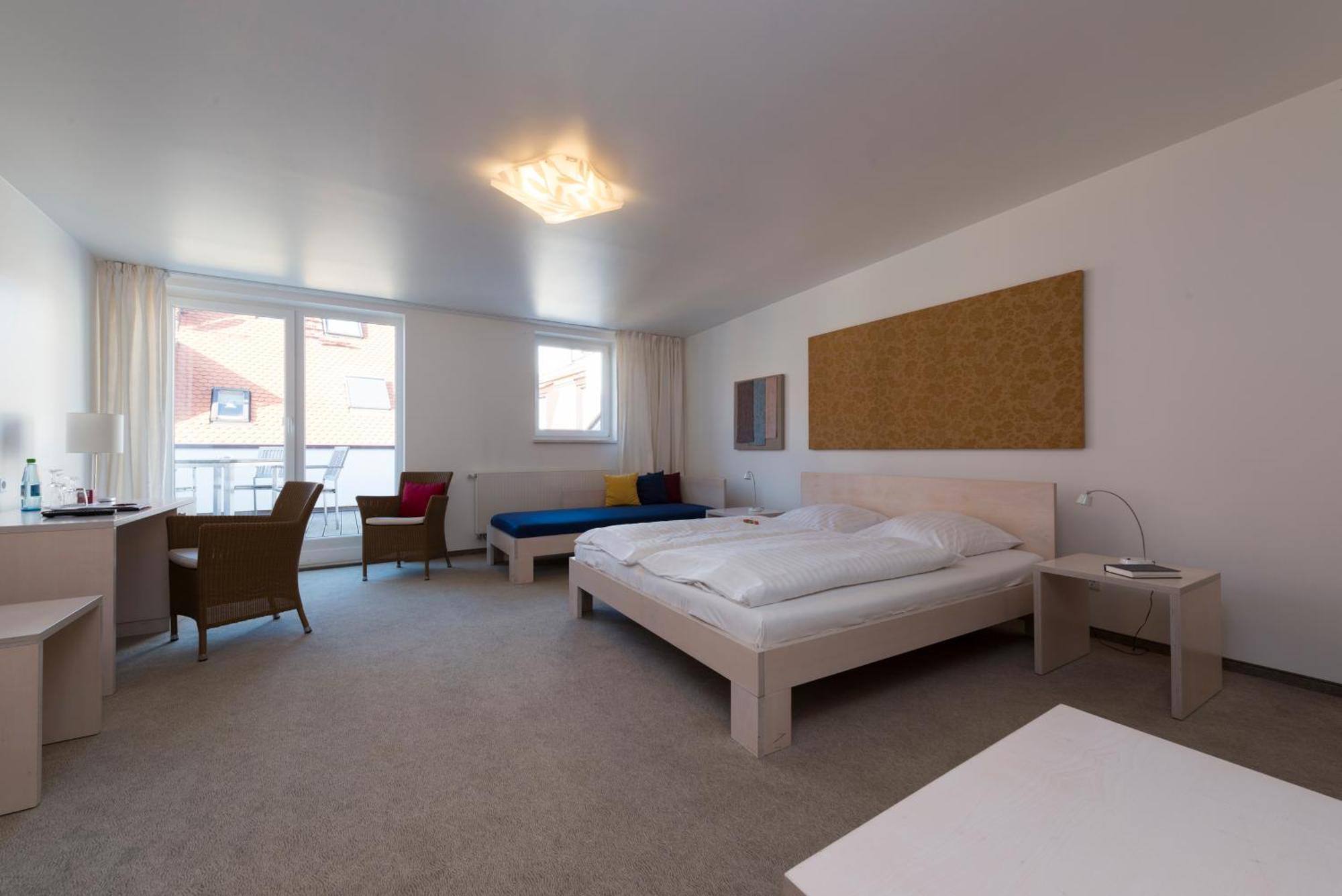Hotel Gasthof Zum Storch Schlüsselfeld Extérieur photo